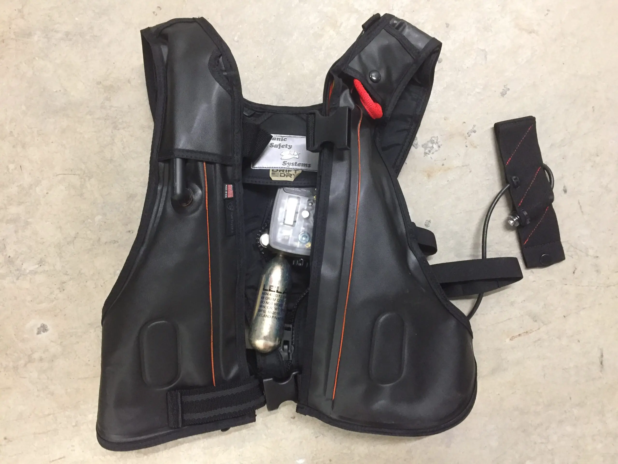 Freediving safety: Freedive Recovery vest review